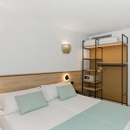Aquasol Aparthotel-3